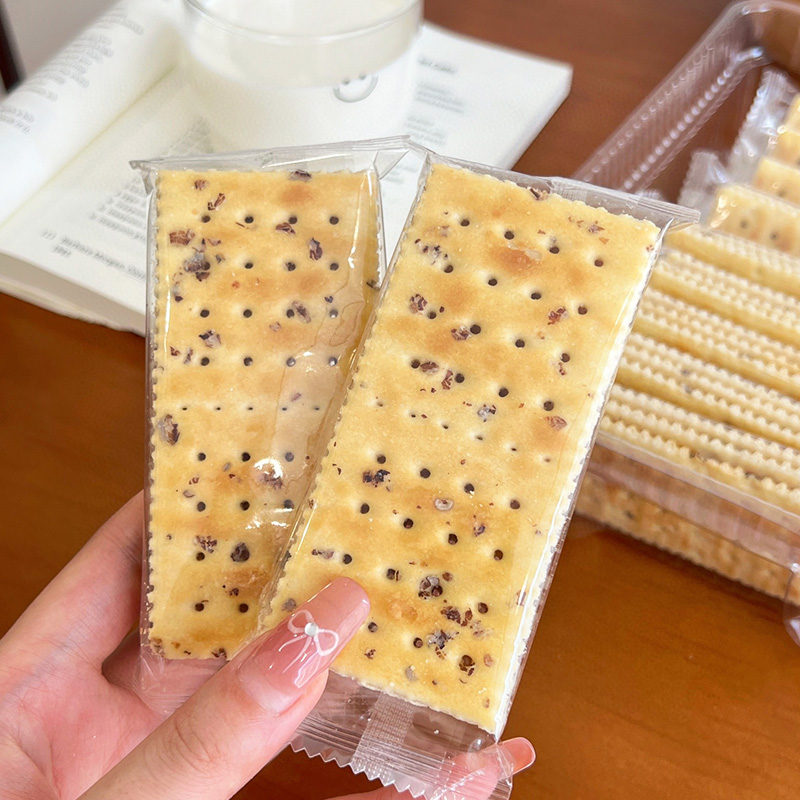 Rye At Sea Salt Soda Crackers